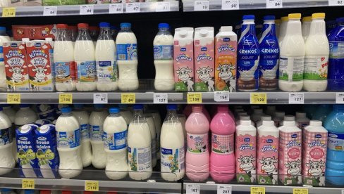 TRGOVCI SKIDAJU KAJMAK SA MLEKA: Primarni proizvođači nezadovoljni otkupom , a potrošači cenom mlečnih proizvoda