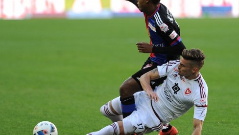 НАШИ ПРЕДЛОЗИ: Тип - тикет за петак