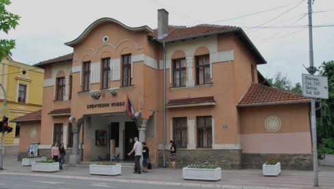 BLAGO DOSTUPNO JAVNOSTI: Otvorena nova izložbena sezona Zavičajnog muzeja u Jagodini (FOTO)
