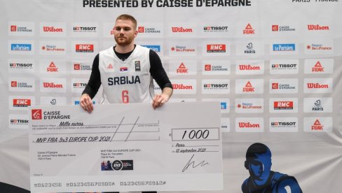 SRBIN U GLAVNOJ ULOZI: MVP iz Pariza vodi svoj tim do finala! SRBIN U GLAVNOJ ULOZI: MVP iz Pariza vodi svoj tim do finala!