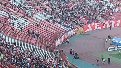 PRVI PUT: Strani navijači došli na naš najveći stadion, a u njihovu čast se začula pesma sa zvučnika Marakane (VIDEO)