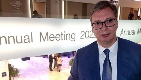 VUČIĆ IZ DAVOSA: Tražim saveznike našoj zemlji i rešenja za krizu koja je pogodila Evropu (FOTO) VUČIĆ IZ DAVOSA: Tražim saveznike našoj zemlji i rešenja za krizu koja je pogodila Evropu (FOTO)