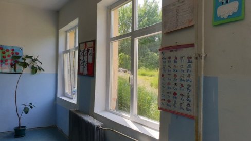 ВАЖНО ОБАВЕШТЕЊЕ ЗА СТАНОВНИКЕ 22 СЕЛА: Пољаница без струје два дана ВАЖНО ОБАВЕШТЕЊЕ ЗА СТАНОВНИКЕ 22 СЕЛА: Пољаница без струје два дана