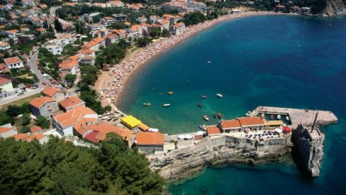 STARI ZAKUPCI PLAŽA BI DA RADE DO NOVEMBRA: Uputili apel premijeru