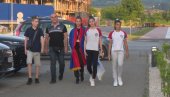 ДОБОЈ НАТАЛИЈУ ДОЧЕКАО УЗ ОВАЦИЈЕ: Шампионка Балкана у каратеу окићена златом се вратила у родни град