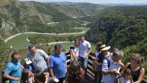 PODACI UN AGENCIJE ZA TURIZAM: Od međunarodnih putnika uvećan rast prihoda Srbije