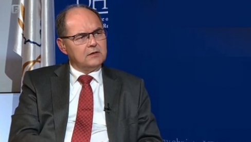 ШАМАРЧИНА ШМИТУ: Руска шљага Немцу