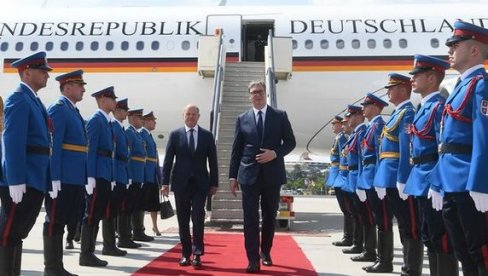 СТИЖУ ШОЛЦ, АЛИ И ЈАК АМЕРИКАНАЦ: Новости сазнају - Србију до краја године очекују две важне посете СТИЖУ ШОЛЦ, АЛИ И ЈАК АМЕРИКАНАЦ: Новости сазнају - Србију до краја године очекују две важне посете