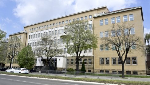 ИЗОСТАЛА СУПРУГА ОПТУЖЕНОГ КАЧАРЕВИЋА: На суђењу врачарцима испитани сведоци