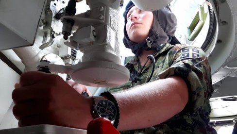 MLADI SRPSKI TENKISTI NA OBUCI: Pogledajte kako se osposobljavaju za dužnosti na oklopnim zverima naše armije (FOTO) MLADI SRPSKI TENKISTI NA OBUCI: Pogledajte kako se osposobljavaju za dužnosti na oklopnim zverima naše armije (FOTO)