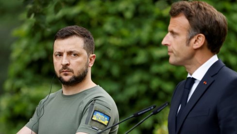 РАЗГОВАРАО САМ СА ЗЕЛЕНСКИМ Макрон: Поздрављам усвањање санкција против Русије