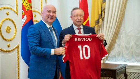 DRES ZA BEGLOVA: Nenad Popović DRES ZA BEGLOVA: Nenad Popović