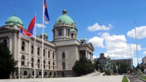 POSLANICI OČEKUJU GONG: Posle niza glasanja u Velikom Trnovcu, objavljeni konačni rezultati parlamentarnih izbora