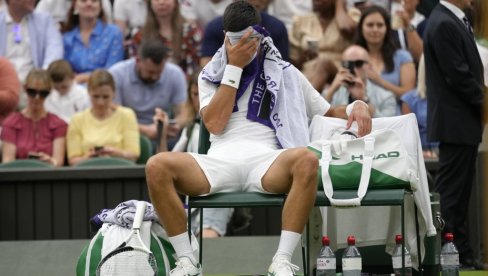 DA, NOVAK ĐOKOVIĆ SE DOPINGUJE, EVO ČIME! Engleski novinar nije mogao ni da zamisli šta će da ga snađe kada je ovo objavio DA, NOVAK ĐOKOVIĆ SE DOPINGUJE, EVO ČIME! Engleski novinar nije mogao ni da zamisli šta će da ga snađe kada je ovo objavio