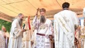 SVEČANO U GRAČANICI: Liturgijom počelo obeležavanje Vidovdana (FOTO)