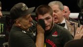 ZVEZDA RUSIJE IZBAČENA IZ AVIONA U AMERICI: Habib Nurmagomedov ovo nije očekivao (VIDEO)