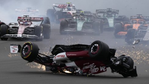 NE ZNAM KAKO SAM PREŽIVEO Ispovest pilota Formule 1 kome je halo spasao život: Nešto curi po meni, ne znam je li krv ili gorivo (FOTO) NE ZNAM KAKO SAM PREŽIVEO Ispovest pilota Formule 1 kome je halo spasao život: Nešto curi po meni, ne znam je li krv ili gorivo (FOTO)