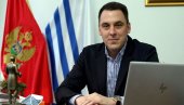 SRAMOTNA IZJAVA MILOVOG POTRČKA: Uvredio pripadnike SPC na najsramniji način SRAMOTNA IZJAVA MILOVOG POTRČKA: Uvredio pripadnike SPC na najsramniji način