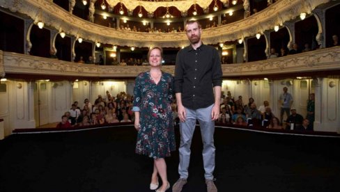 DUGI RAZGOVORI SA PUBLIKOM: Mladen Kovačević o premijeri filma o varioli veri u Karlovim Varima DUGI RAZGOVORI SA PUBLIKOM: Mladen Kovačević o premijeri filma o varioli veri u Karlovim Varima