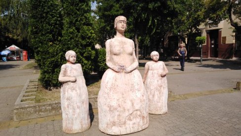VEČERAS U KIKINDI: Zvanično počinje 41. vajarski simpozijum “Terra” VEČERAS U KIKINDI: Zvanično počinje 41. vajarski simpozijum “Terra”