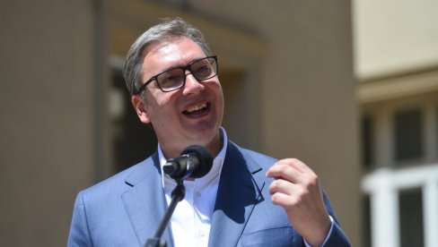 СЛУЖИМ САМО ГРАЂАНИМА СРБИЈЕ И НАШЕМ НАРОДУ! Моћна порука Вучића на Инстаграму (ВИДЕО) СЛУЖИМ САМО ГРАЂАНИМА СРБИЈЕ И НАШЕМ НАРОДУ! Моћна порука Вучића на Инстаграму (ВИДЕО)