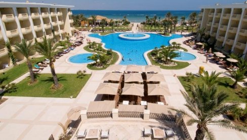 PROMENITE LETNJU DESTINACIJU: Umesto uobičajenih izbora, opredelite se za egzotični Tunis, a on će vam uzvratiti najlepšim uspomenama PROMENITE LETNJU DESTINACIJU: Umesto uobičajenih izbora, opredelite se za egzotični Tunis, a on će vam uzvratiti najlepšim uspomenama