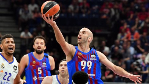 КАЛАТЕС СПРЕМАН ЗА ДЕБИ У ЦРНО-БЕЛОМ: Грк одрадио први тренинг као играч Партизана (ФОТО)