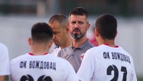 ZMAJEVI FAVORITI NA KROVU: Novajlija posle debakla stiže u Beograd ZMAJEVI FAVORITI NA KROVU: Novajlija posle debakla stiže u Beograd
