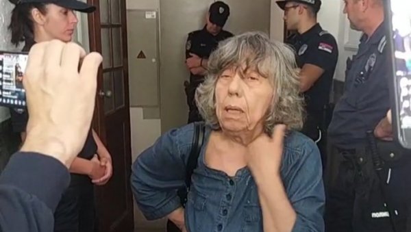 СЛИКАРКА НА УЛИЦИ: Из стана у Цвијићевој улици 79 принудно избачена Драгана Милисављевић