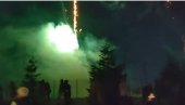 VATROMET UBIO BRATA I SESTRU: Tragedija na proslavi Dana Bastilje, ljudi bežali vrišteći u panici! (VIDEO)