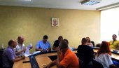 ПОТПИСАНИ УГОВОРИ ЗА СОЛАРНЕ ПАНЕЛЕ: У Параћину субвенције за петнаест домаћинстава