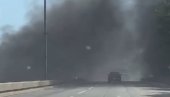 GUST DIM NAD BRANKOVIM MOSTOM: Požar u centru grada, gori jedan od lokala (FOTO, VIDEO) GUST DIM NAD BRANKOVIM MOSTOM: Požar u centru grada, gori jedan od lokala (FOTO, VIDEO)