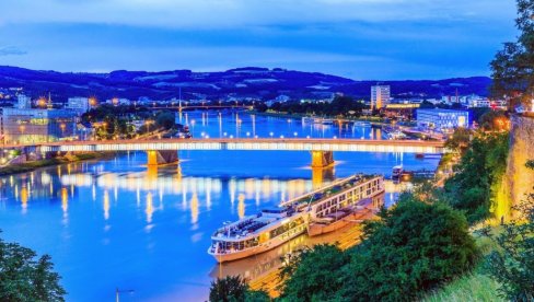 LINC GASI SVETLA: Austrijski grad doneo odluku o štednji električne energije LINC GASI SVETLA: Austrijski grad doneo odluku o štednji električne energije
