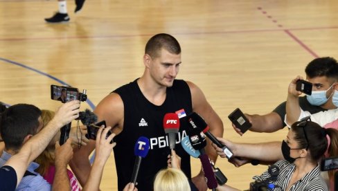 NIKADA JAČA SRBIJA: Orlovi sa Jokićem počeli pripreme, NBA igrač ipak ne dolazi NIKADA JAČA SRBIJA: Orlovi sa Jokićem počeli pripreme, NBA igrač ipak ne dolazi