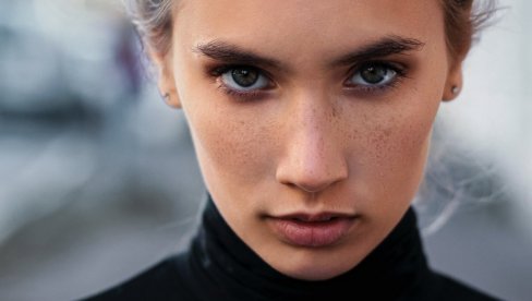 МОЋ ЈЕ ЈЕДИНО ШТО НЕ ЖЕЛЕ ДА ИЗГУБЕ: Ови хороскопски знакови никада неће открити своју рањивост
