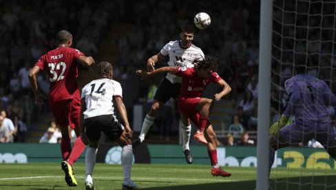 SRBIN DIGAO NA NOGE CELU ENGLESKU: Aleksandar Mitrović i gol Liverpulu o kome priča svet (VIDEO) SRBIN DIGAO NA NOGE CELU ENGLESKU: Aleksandar Mitrović i gol Liverpulu o kome priča svet (VIDEO)