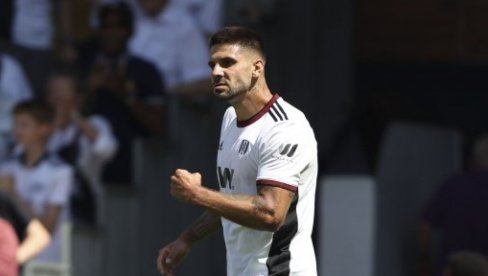 MITROVIĆ ŠOU NA KREJVEN KOTIDŽU: Najbolji strelac u istoriji Srbije teroriše Liverpul (VIDEO) MITROVIĆ ŠOU NA KREJVEN KOTIDŽU: Najbolji strelac u istoriji Srbije teroriše Liverpul (VIDEO)