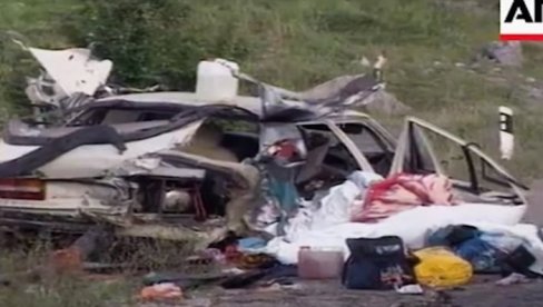 RATNI HIRURG O STRAVIČNOM ZLOČINU NA PETROVAČKOJ CESTI: Bilo je puno ranjenika, deset poginulih, a među njima četvoro dece i šestoro odraslih RATNI HIRURG O STRAVIČNOM ZLOČINU NA PETROVAČKOJ CESTI: Bilo je puno ranjenika, deset poginulih, a među njima četvoro dece i šestoro odraslih