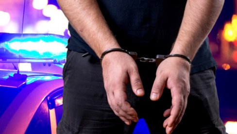 ODBIO DA POKAŽE LIČNU KARTU, USLEDIO NAPAD NA POLICAJCE: Uhapšeno više osoba u Pančevu zbog haotične tuče