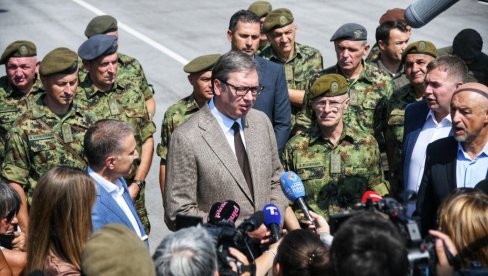 ŠTA NAS BRIGA ZA USTAV LAŽNE DRŽAVE KOSOVO Vučić: Ne računajte na pogrom Srba (VIDEO) ŠTA NAS BRIGA ZA USTAV LAŽNE DRŽAVE KOSOVO Vučić: Ne računajte na pogrom Srba (VIDEO)