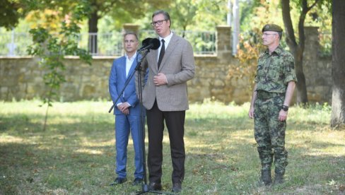 VUČIĆ O DIJALOGU U BRISELU: Pokušaćemo da očuvamo mir i stabilnost VUČIĆ O DIJALOGU U BRISELU: Pokušaćemo da očuvamo mir i stabilnost