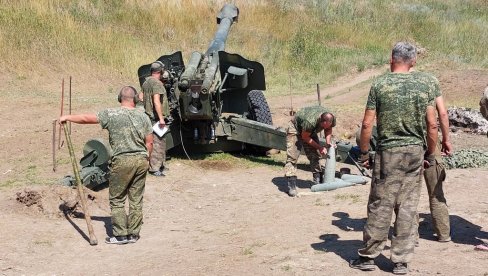 HAPSE ŠPIJUNE I LIKVIDIRAJU IZDAJNIKE: Rat u Ukrajini je stigao do 173. dana, bez naznaka za mogući prekid vatre i postizanja primirja HAPSE ŠPIJUNE I LIKVIDIRAJU IZDAJNIKE: Rat u Ukrajini je stigao do 173. dana, bez naznaka za mogući prekid vatre i postizanja primirja