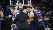 SRBIJA U PROBLEMU: Svetislav Pešić ne može da računa na pouzdanog beka SRBIJA U PROBLEMU: Svetislav Pešić ne može da računa na pouzdanog beka