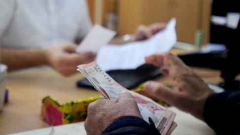 У 2026. НОВО ЗНАЧАЈНО ПОВЕЋАЊЕ ПЕНЗИЈА: Председник Вучић за кирај године најавио феноменалне вести за пензионере