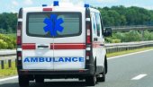 HITNA POMOĆ NALETELA NA AUTOMOBIL: Povređena dva bolničara i vozač