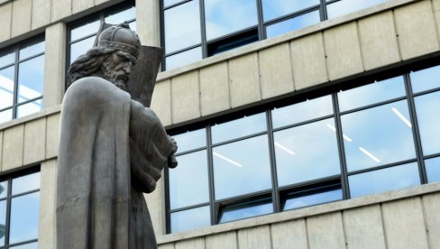 НУНС УПОЗОРАВА: Пресуда Првог основног суда  против уреднице портала Новости Андријане Нешић представља опасан преседан