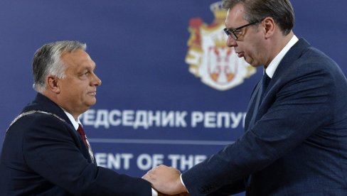 СРБИЈА НЕЋЕ СТАТИ! Орбан честитао Вучићу победу на изборима СРБИЈА НЕЋЕ СТАТИ! Орбан честитао Вучићу победу на изборима