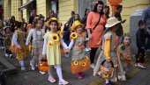 KARNEVAL, MAŽORETKINJE I BUBNJARI: u Kikindi se održavaju 37. „Dani ludaje“ (FOTO+VIDEO)