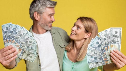 100.000$ ZA ODVAJANJE OD DANSKE? SAD razmatrale novčane isplate stanovnicima Grenlanda