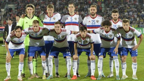 RUSI NA STADIONU KOJI PRIMA 100.000: Iran sa novim selektorom dočekuje zbornaju